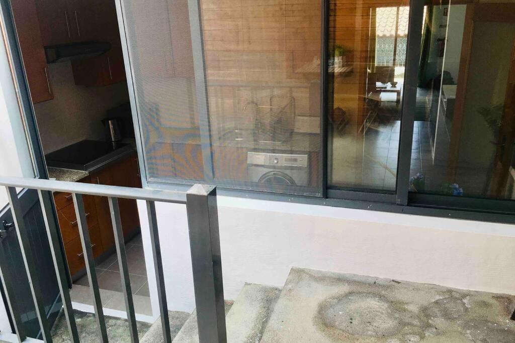 Apartamento Vista Do Mar A Ribeira Quente 외부 사진